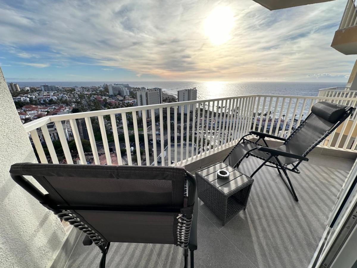 Panoramic Floor - Americas * Playa de las Americas (Tenerife)